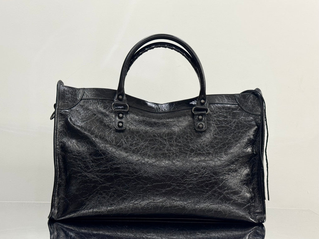 Le City medium textured-leather tote