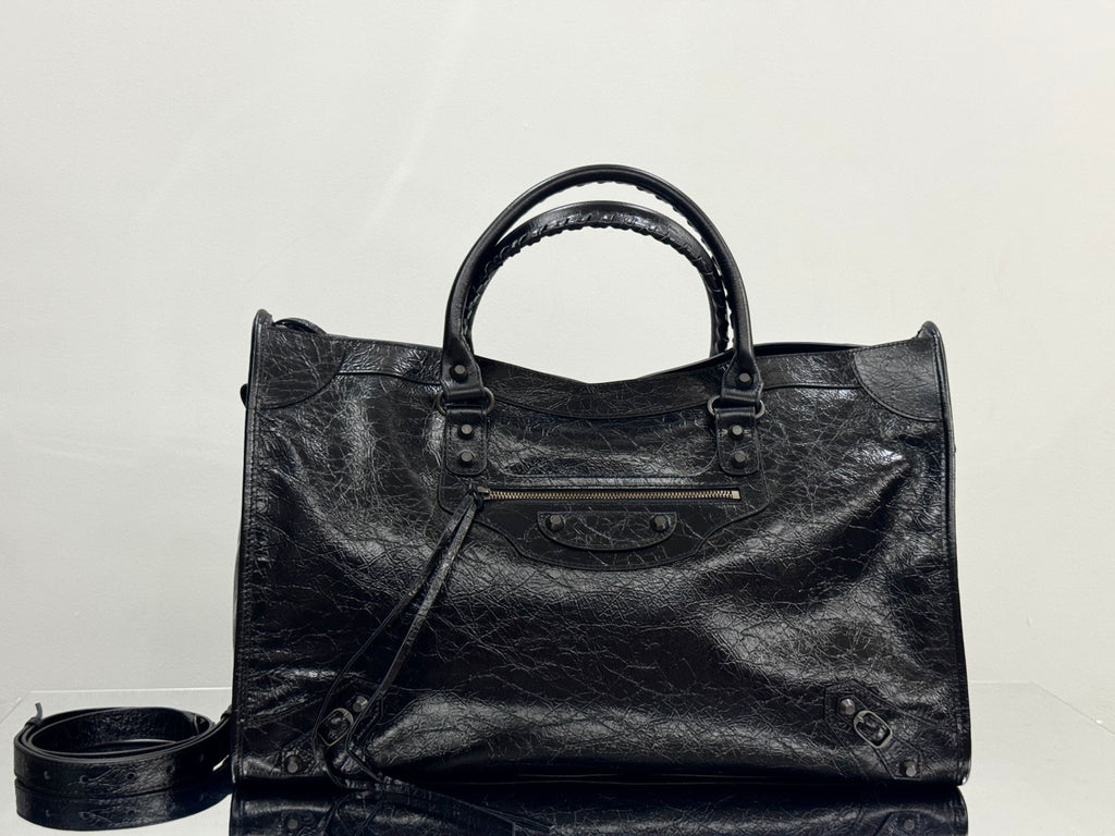 Le City medium textured-leather tote